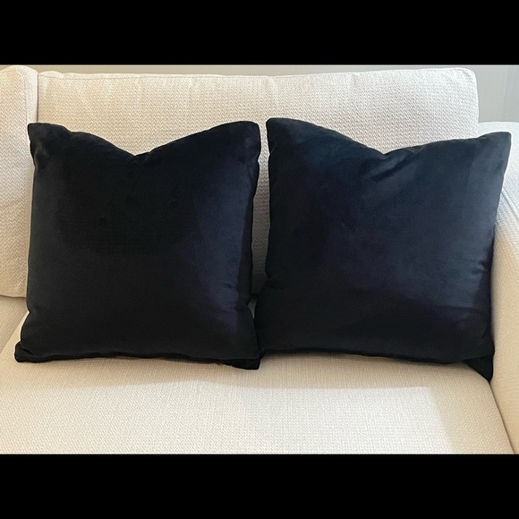 Custom made throw pillows - Picture 2 of 4